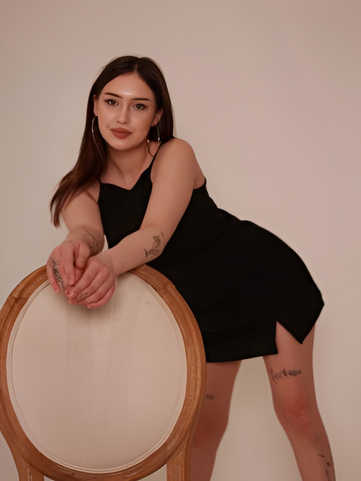 Илона привлекальеная девушка из Ноябрьска цена от 1500 руб