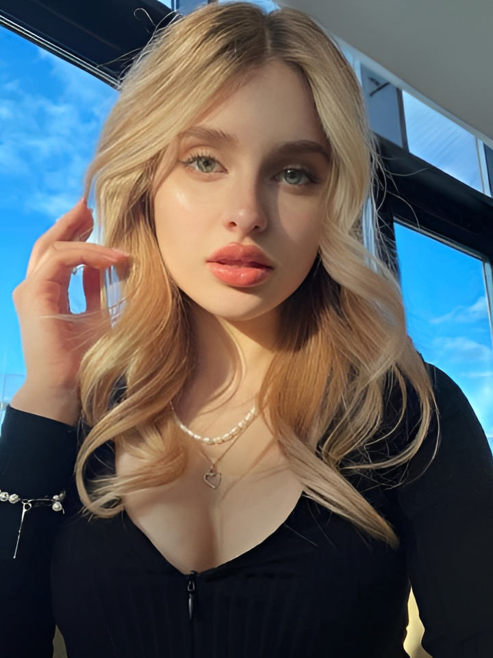 Ника привлекальеная девушка из Ноябрьска цена от 10000 руб