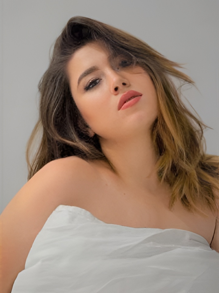 Ульяна привлекальеная девушка из Ноябрьска цена от 3000 руб