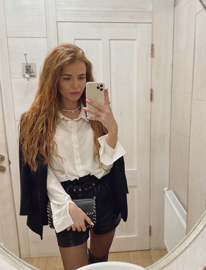 🎥 Оксана привлекальеная девушка из Ноябрьска цена от 7000 руб