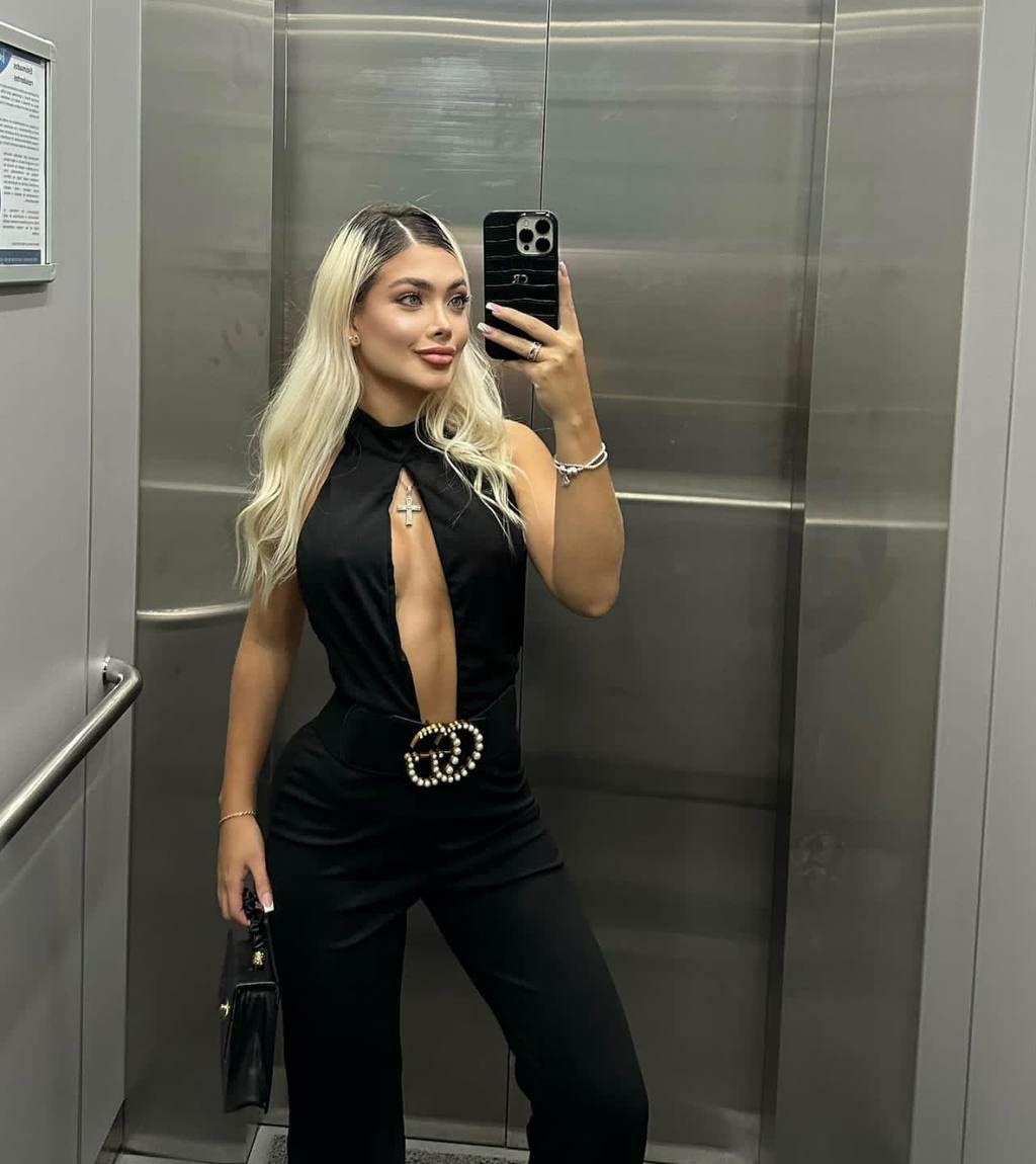 Татьяна привлекальеная девушка из Ноябрьска цена от 6000 руб