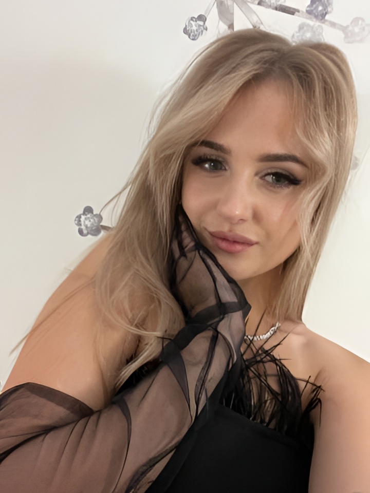 Индивидуалка Оксана, доступна для личного знакомства от 3000 руб