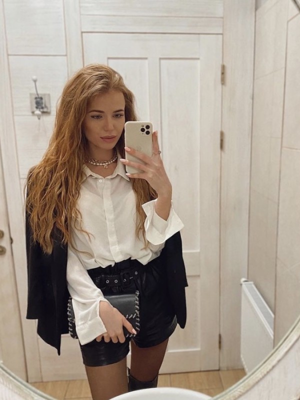 🎥 Оксана привлекательная девушка из Ноябрьска цена от 7000 руб