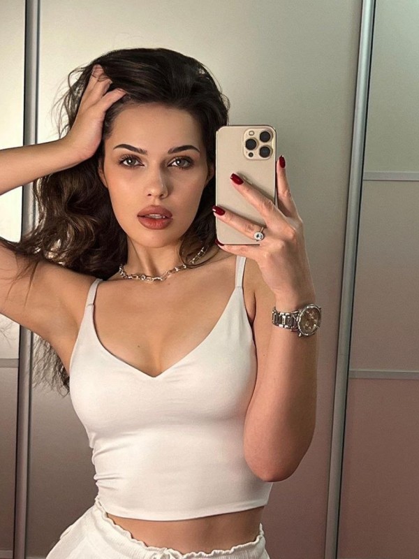 Ксюша привлекательная девушка из Ноябрьска цена от 3000 руб